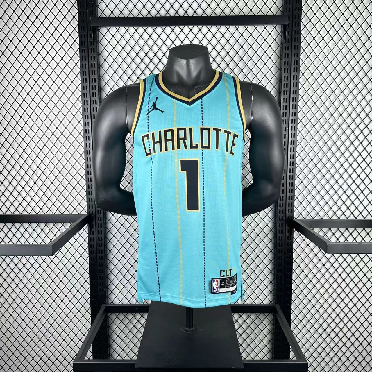 Charlotte Hornets “Teal Stinger” Jersey