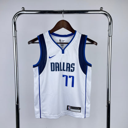 Dallas Mavericks “Big D” Kids Size