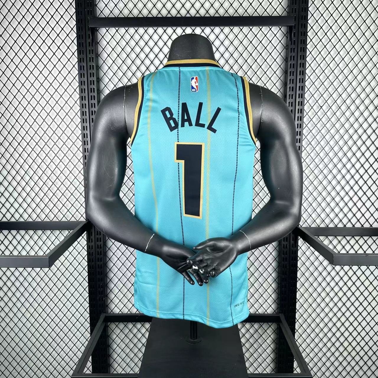 Charlotte Hornets “Teal Stinger” Jersey