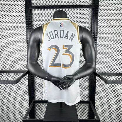 Chicago Bulls “Legacy White” Jersey