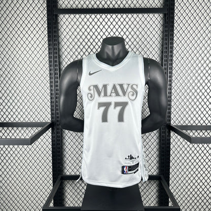 Dallas Mavericks “Urban Fade” Jersey