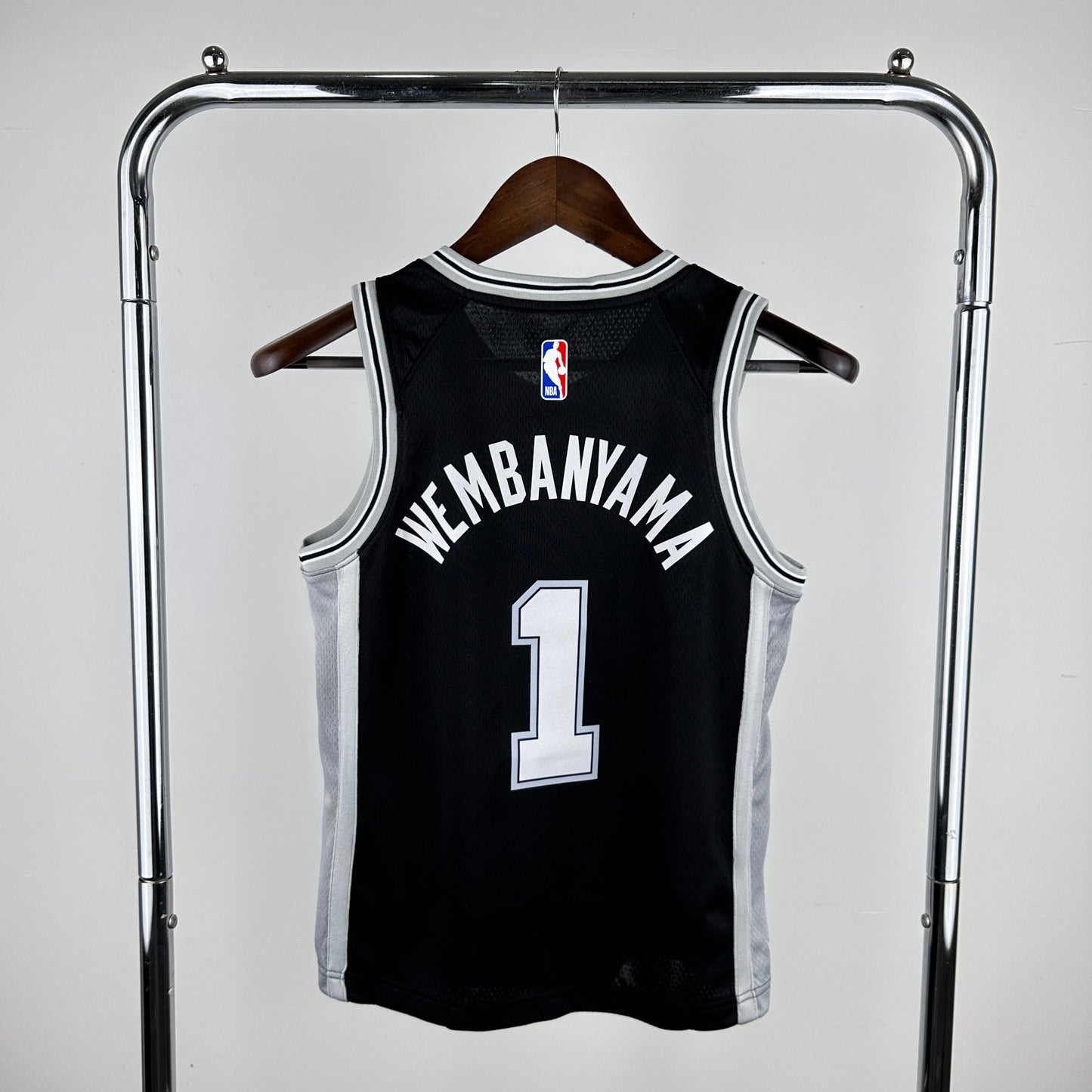 San Antonio Spurs “Classic Black” Kids Size